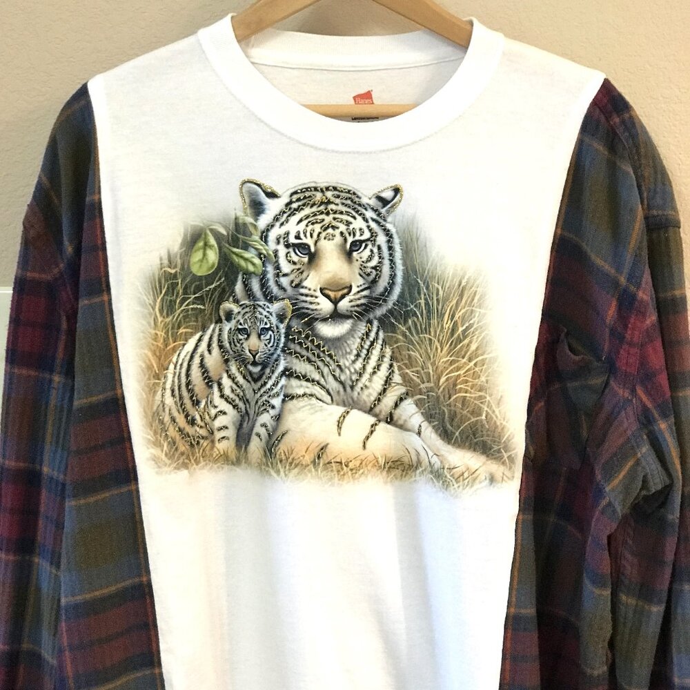 Upcycled Oversized Graphic Tee, Tiger Print Flannel Sleeves Plus Size L-2XL - Picture 9 of 11